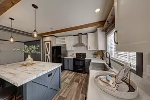 1505 Katy Ln, Kerrville, TX 78028 - Photo 12