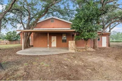 604 N Cherry St, Fredericksburg, TX 78624 - Photo 14