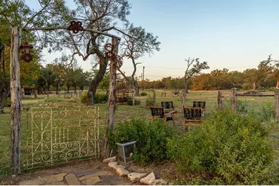 271 Smokehouse Rd, Fredericksburg, TX 78624 - Photo 60
