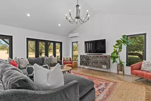 271 Smokehouse Rd, Fredericksburg, TX 78624 - Photo 18