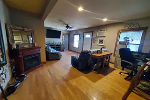 208 W Houston St, Menard, TX 76859 - Photo 10