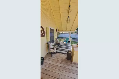 208 W Houston St, Menard, TX 76859 - Photo 16