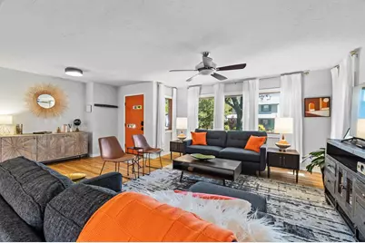 904 N Orange St, Fredericksburg, TX 78624 - Photo 8