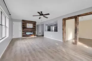 319 Pearl St, Kerrville, TX 78028 - Photo 4