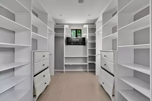 319 Pearl St, Kerrville, TX 78028 - Photo 16