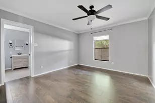 319 Pearl St, Kerrville, TX 78028 - Photo 18