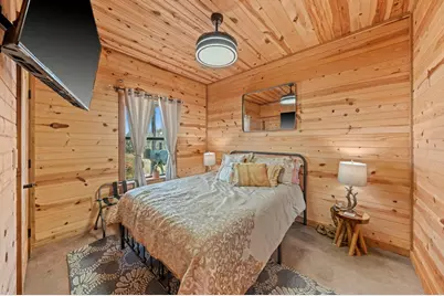 12995 Hackberry Rd, Rocksprings, TX 78880 - Photo 34