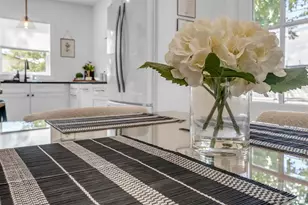 335 W Burbank St, Fredericksburg, TX 78624 - Photo 8