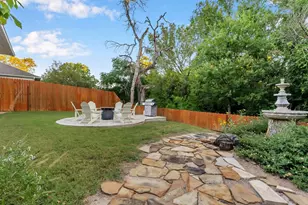 309 Fulton St, Fredericksburg, TX 78624 - Photo 36