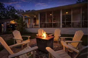 309 Fulton St, Fredericksburg, TX 78624 - Photo 4