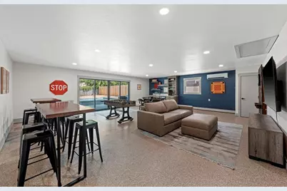 204 N Elk St, Fredericksburg, TX 78624 - Photo 38