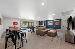 204 N Elk St, Fredericksburg, TX 78624 - Photo 38