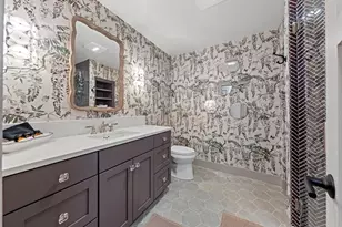 204 N Elk St, Fredericksburg, TX 78624 - Photo 18