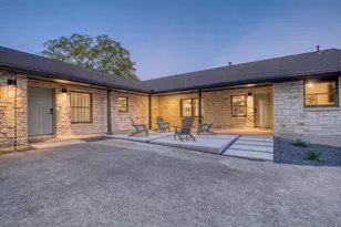 204 N Elk St, Fredericksburg, TX 78624 - Photo 48