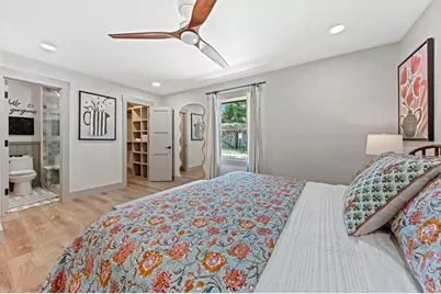 204 N Elk St, Fredericksburg, TX 78624 - Photo 36