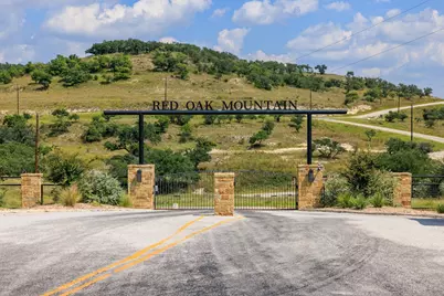 189 Fallen Acorn Dr, Blanco, TX 78606 - Photo 2