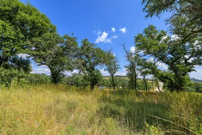 189 Fallen Acorn Dr, Blanco, TX 78606 - Photo 6