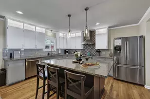 112 W Mulberry St, Fredericksburg, TX 78624 - Photo 8