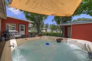 112 W Mulberry St, Fredericksburg, TX 78624 - Photo 20