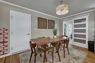 112 W Mulberry St, Fredericksburg, TX 78624 - Photo 8