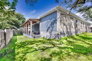 717 CHINKAPIN DR, Fredericksburg, TX 78624 - Photo 16