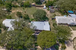 710 Fifth St, Comfort, TX 78013 - Photo 28