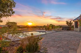 647 Funf Kinder Rd, Fredericksburg, TX 78624 - Photo 8