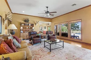 647 Funf Kinder Rd, Fredericksburg, TX 78624 - Photo 34