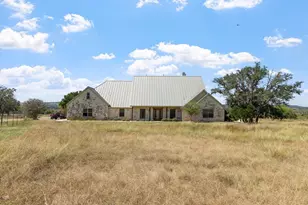 647 Funf Kinder Rd, Fredericksburg, TX 78624 - Photo 14