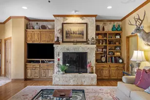 647 Funf Kinder Rd, Fredericksburg, TX 78624 - Photo 32