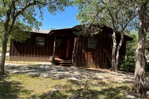 412 Field Rd, Fischer, TX 78623 - Photo 20