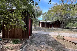 412 Field Rd, Fischer, TX 78623 - Photo 18