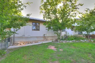 17 Roadrunner Dr, Fredericksburg, TX 78624 - Photo 24