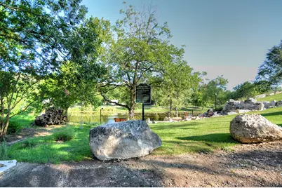 190 Rocky Hill Dr, Kerrville, TX 78028 - Photo 4