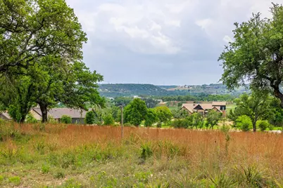 529 Hagee Drive, Fredericksburg, TX 78624 - Photo 2