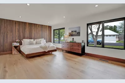 806 W Schubert St, Fredericksburg, TX 78624 - Photo 10