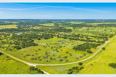 10 Slate Rock Rd, Fredericksburg, TX 78675 - Photo 4