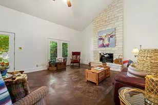 904 N Lincoln, Fredericksburg, TX 78624 - Photo 10