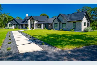 1301 County Rd 218, Weimar, TX 78962 - Photo 4