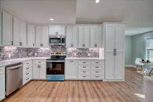 207 N Fourth St, Harper, TX 78631 - Photo 18