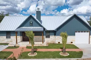 207 N Fourth St, Harper, TX 78631 - Photo 4