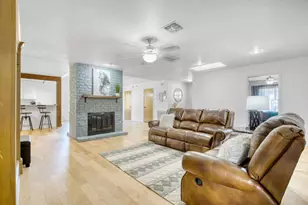 205 Edgewood Dr, Fredericksburg, TX 78624 - Photo 16