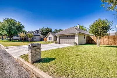 205 Edgewood Dr, Fredericksburg, TX 78624 - Photo 18