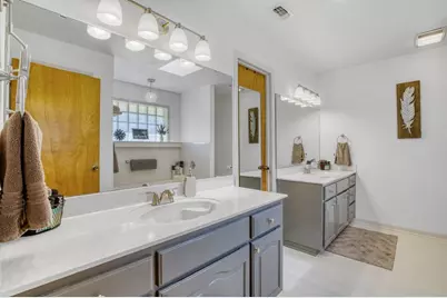 205 Edgewood Dr, Fredericksburg, TX 78624 - Photo 20