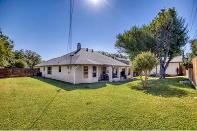 205 Edgewood Dr, Fredericksburg, TX 78624 - Photo 26