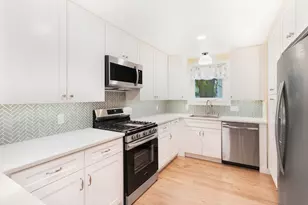 103 W Centre St, Fredericksburg, TX 78624 - Photo 10