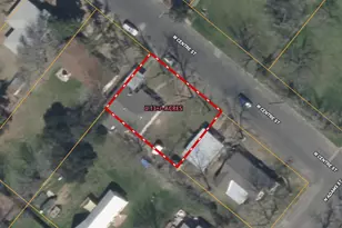 103 W Centre St, Fredericksburg, TX 78624 - Photo 34