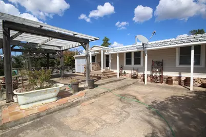 67 Hill Top Dr, Fredericksburg, TX 78624 - Photo 4