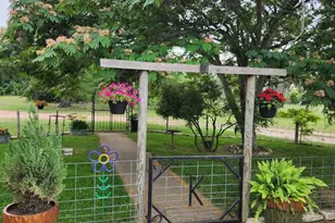 67 Hill Top Dr, Fredericksburg, TX 78624 - Photo 1