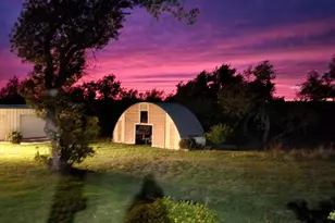 67 Hill Top Dr, Fredericksburg, TX 78624 - Photo 2